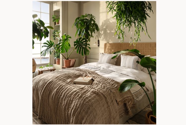 MAKE ROOM FOR YOU<br><small>By rethinking how a certain space is used, you can find ways to use rooms and items a little differently.</br></small>